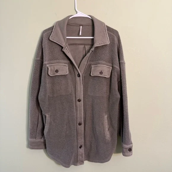 Free People Ruby Oversized Fleece Shirt Jacket
Shacket Olive Size S - Picture 5 of 15